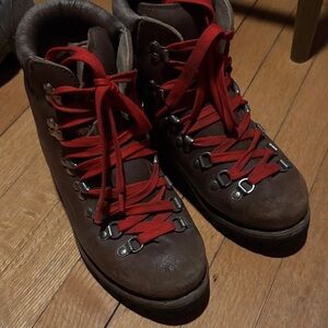 Vintage Polo Ralph Lauren Style Brown Winter Boots with Red Laces, size 7